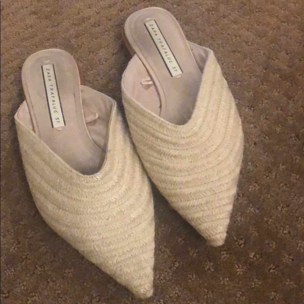 Zara pointy straw mules